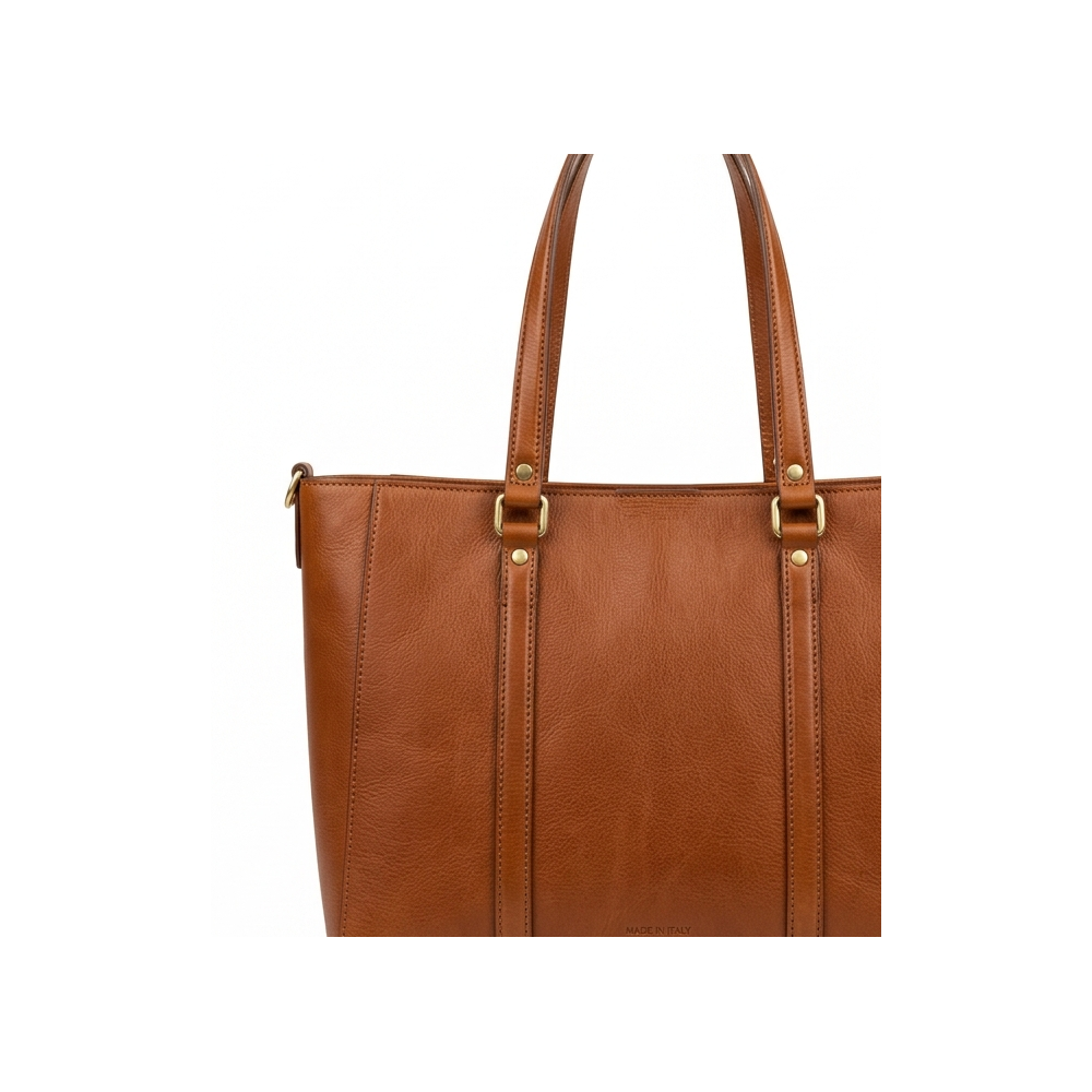 The Cognac Grand Tote - 02 Profile & Gusset